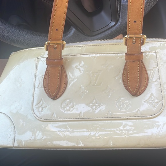 LOUIS VUITTON VERNIS SHOULDER PURSE BAG - Picture 9 of 17